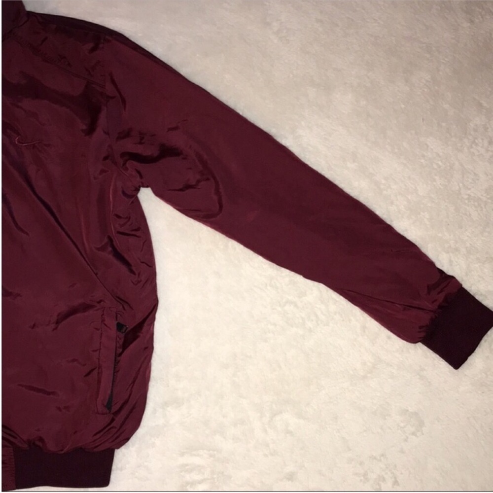 Nike Jacket - Picture 4 of 11